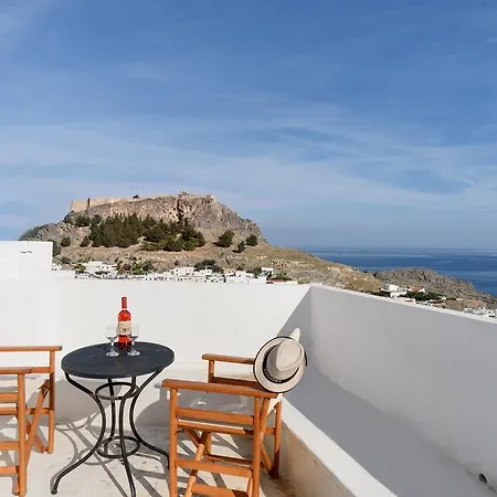 Meandros Suites