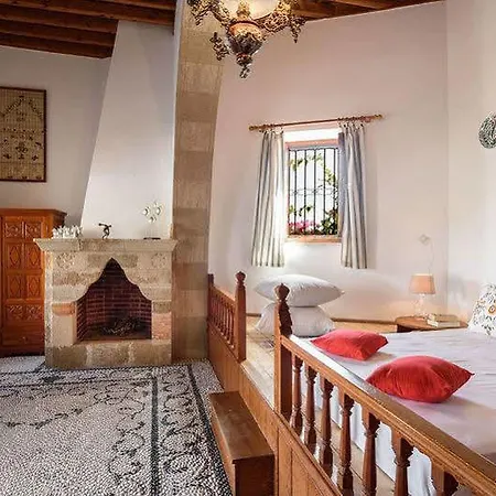 Apartment Meandros Suites *