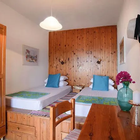 Meandros Suites